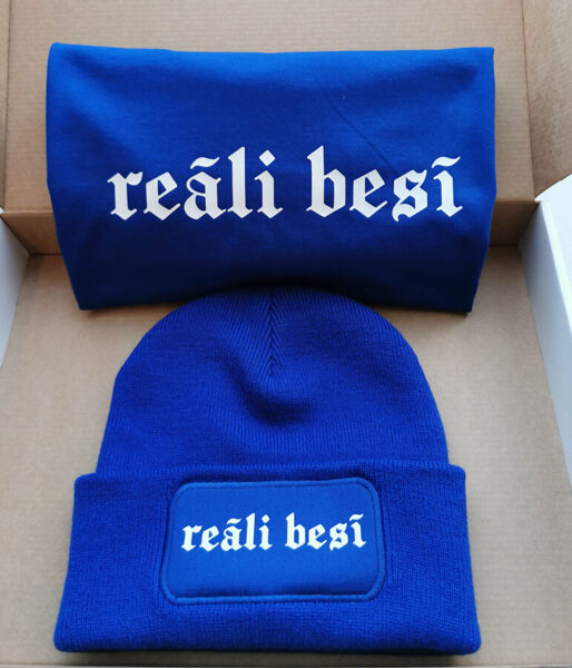 Dāvanu komplekts "Reāli besī"