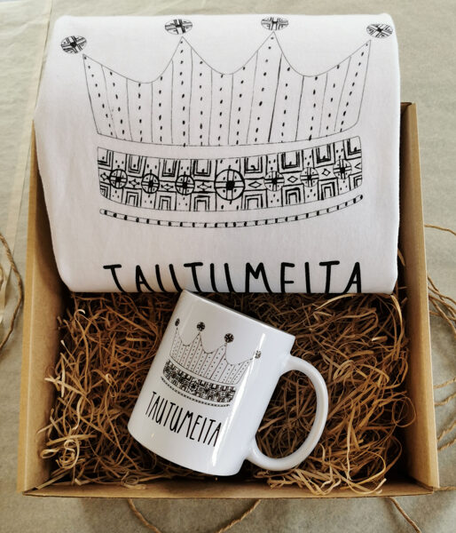 Dāvanu komplekts " Tautumeita"